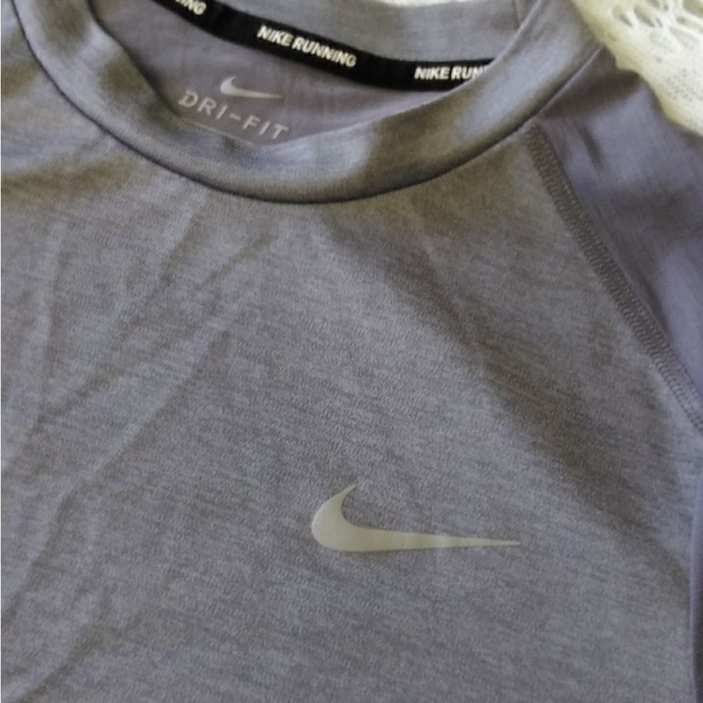 Nike Dri-Fit top Sz L Silver/gray - Picture 6 of 10